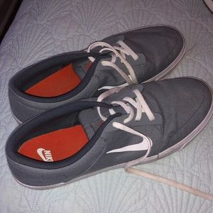 Nike men’s sb shoes